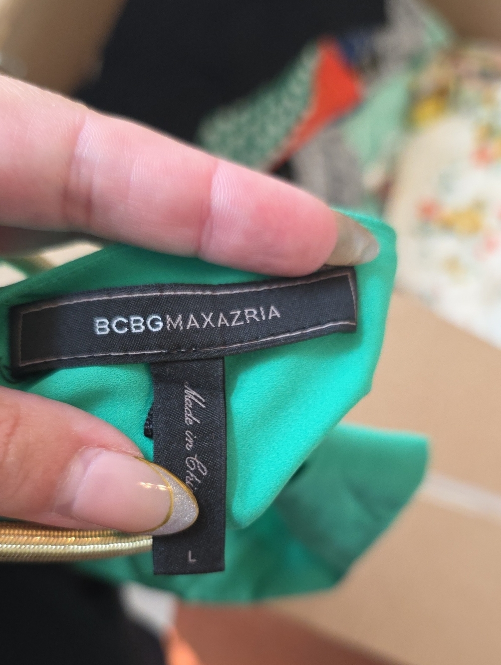 BCBGMaxAzria Sleeveless V-Neck Top with Gold Strap Detail Lg - Picture 5 of 5